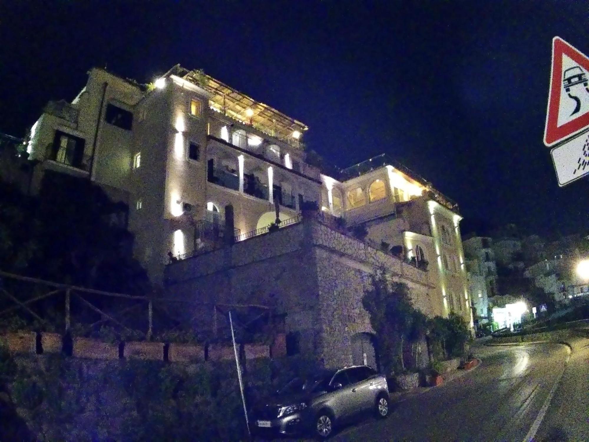 Casa Vacanze O'Mulin Ravello Via Fiume 2 Incrocio Pontone Luaran gambar