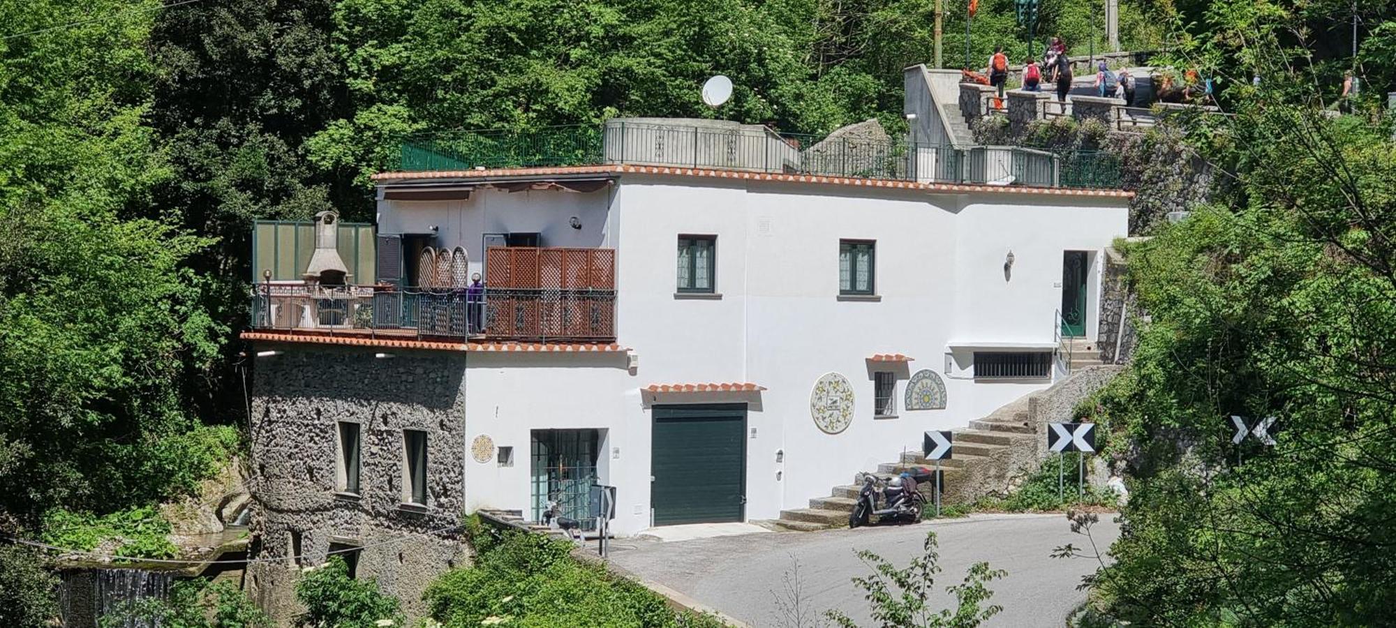 Casa Vacanze O'Mulin Ravello Via Fiume 2 Incrocio Pontone Luaran gambar